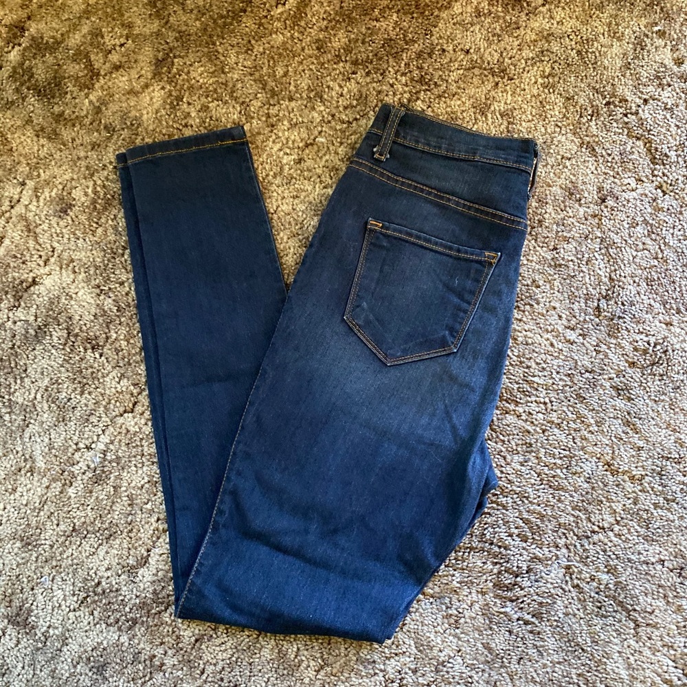 High waisted jeans